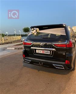 Lexus LX